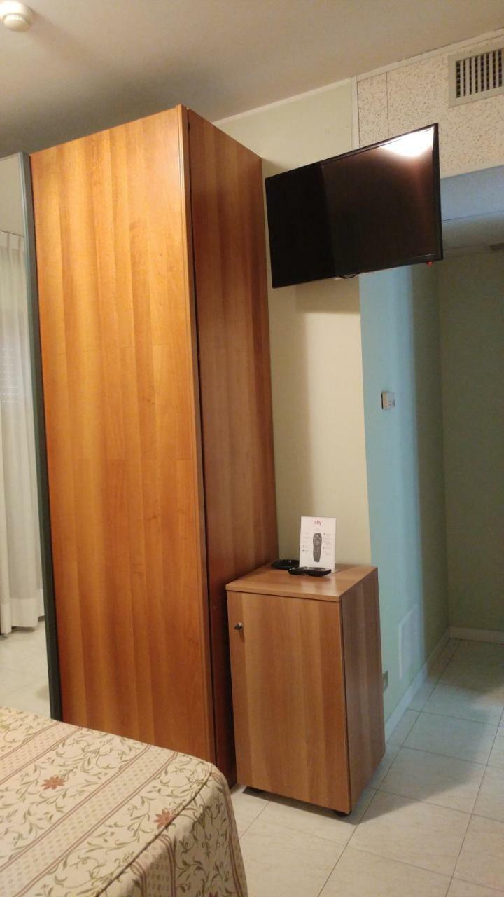 Hotel La Perla Roseto Degli Abruzzi Luaran gambar